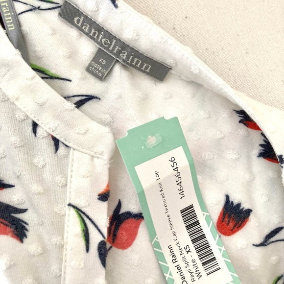 NWT Daniel Rainn - Rayli Split Neck Cap Sleeve Textured Knit Top Size XS - Picture 5 of 7